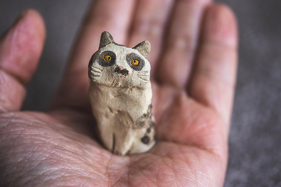 花柄めがねキャット【猫_1009】1枚目の画像